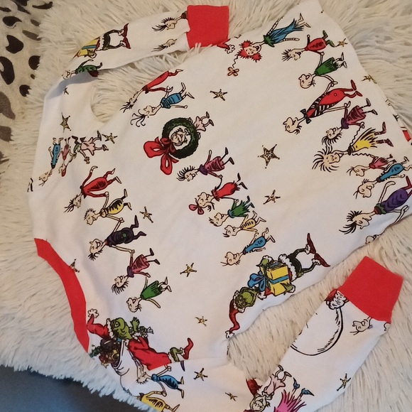Pottery Barn Kids The Grinch pajama top 2T Christmas - Picture 5 of 9